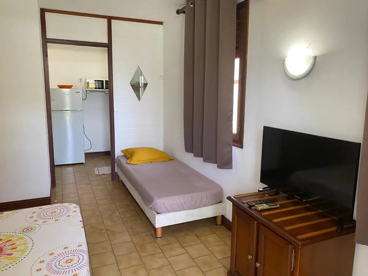 Appartement Vanille 3 A Proximite De La Plage Sainte-Anne 0*,
